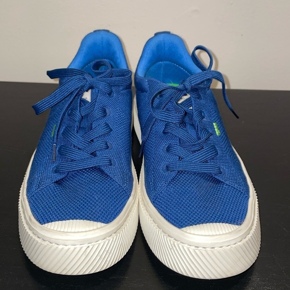 Cariuma sneakers.  Size 7.5.  Blue canvas.  Sustainable. - Picture 3 of 12